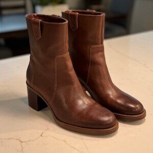 NEW Vince Camuto Zanilla Boot